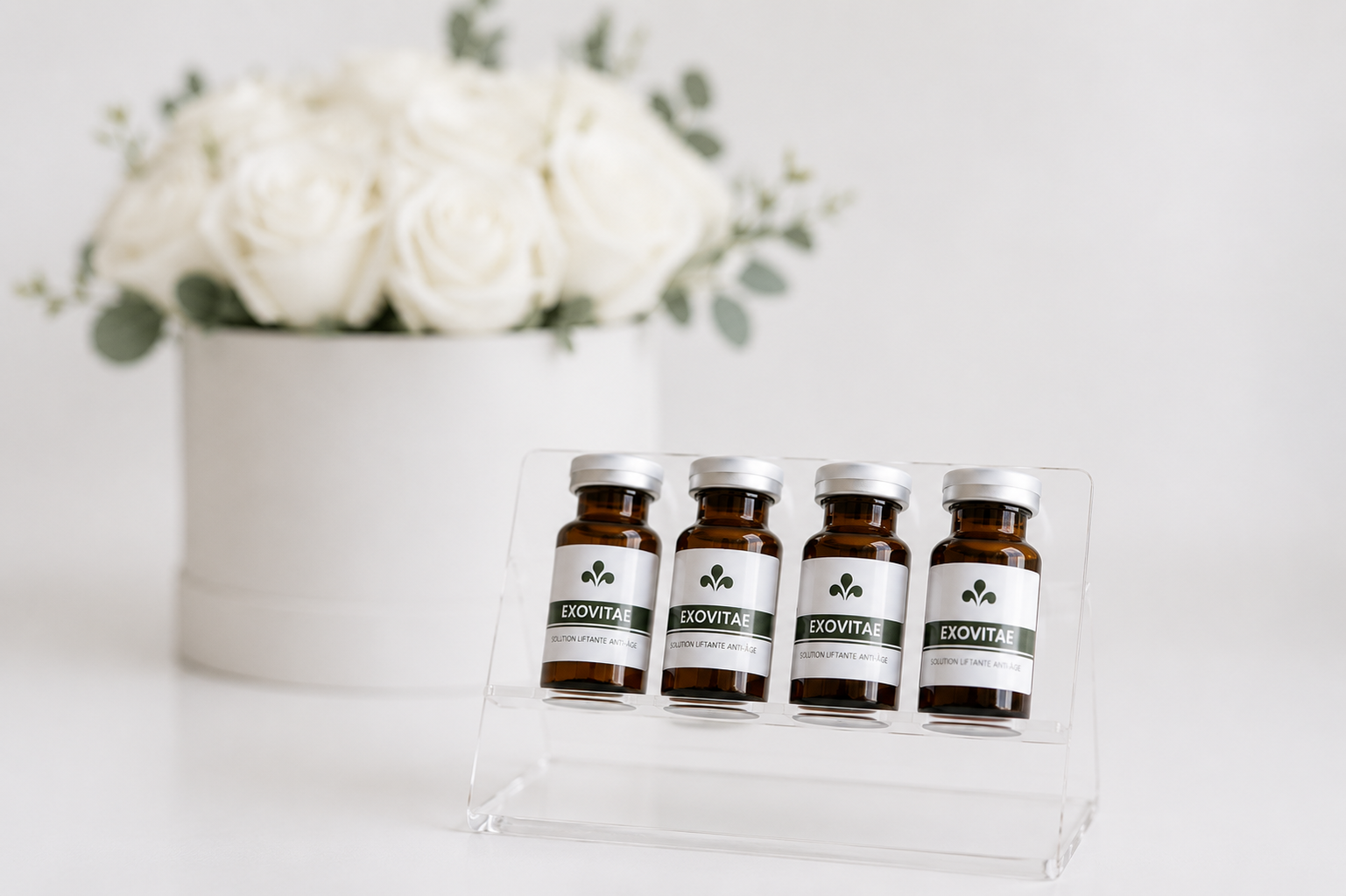 Ampułka z substancją czynną ExoVitae do zabiegu MesoVitae Skin Longevity
